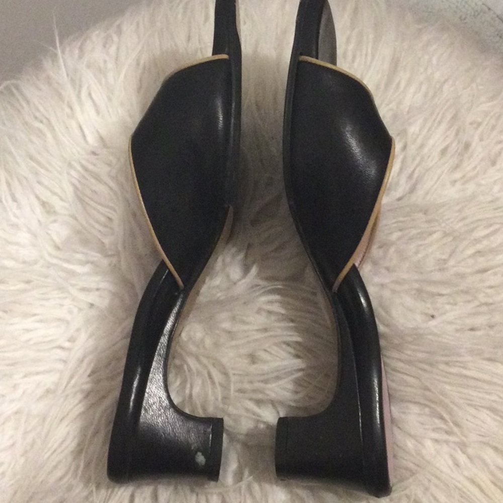 Taryn Rose Black Slide Sandal Size 7